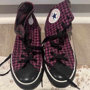 Converse High Top Sneakers in Black and Magenta Houndstooth